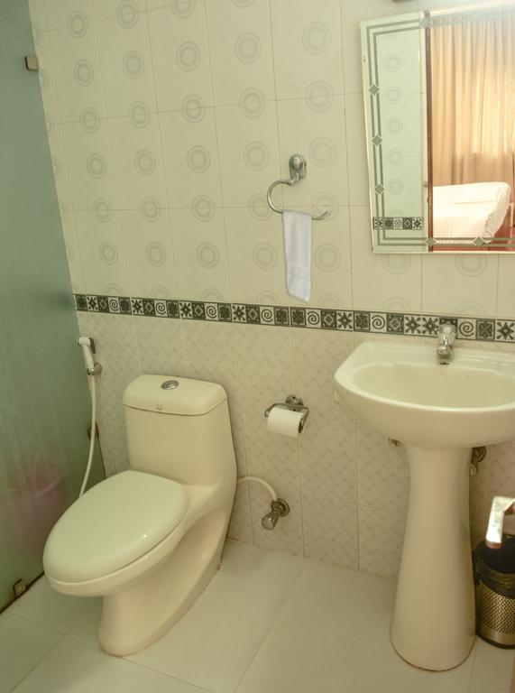 Serene Boutique Hotel Бенґалуру Екстер'єр фото